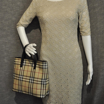 Burberry House Check Tote Black 2 of 8