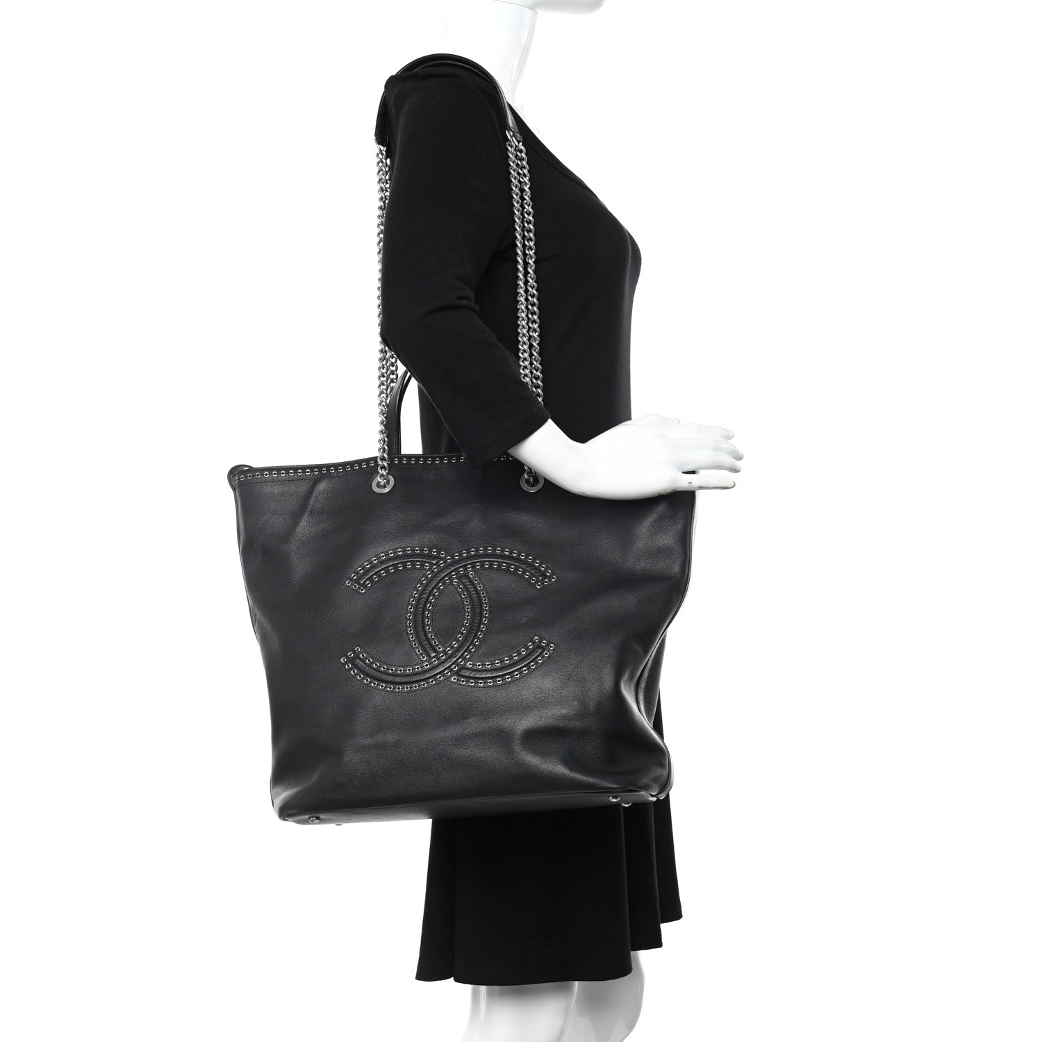 Chanel Grained Calfskin Large Coco Eyelets Shopping Tote Black 2 of 13