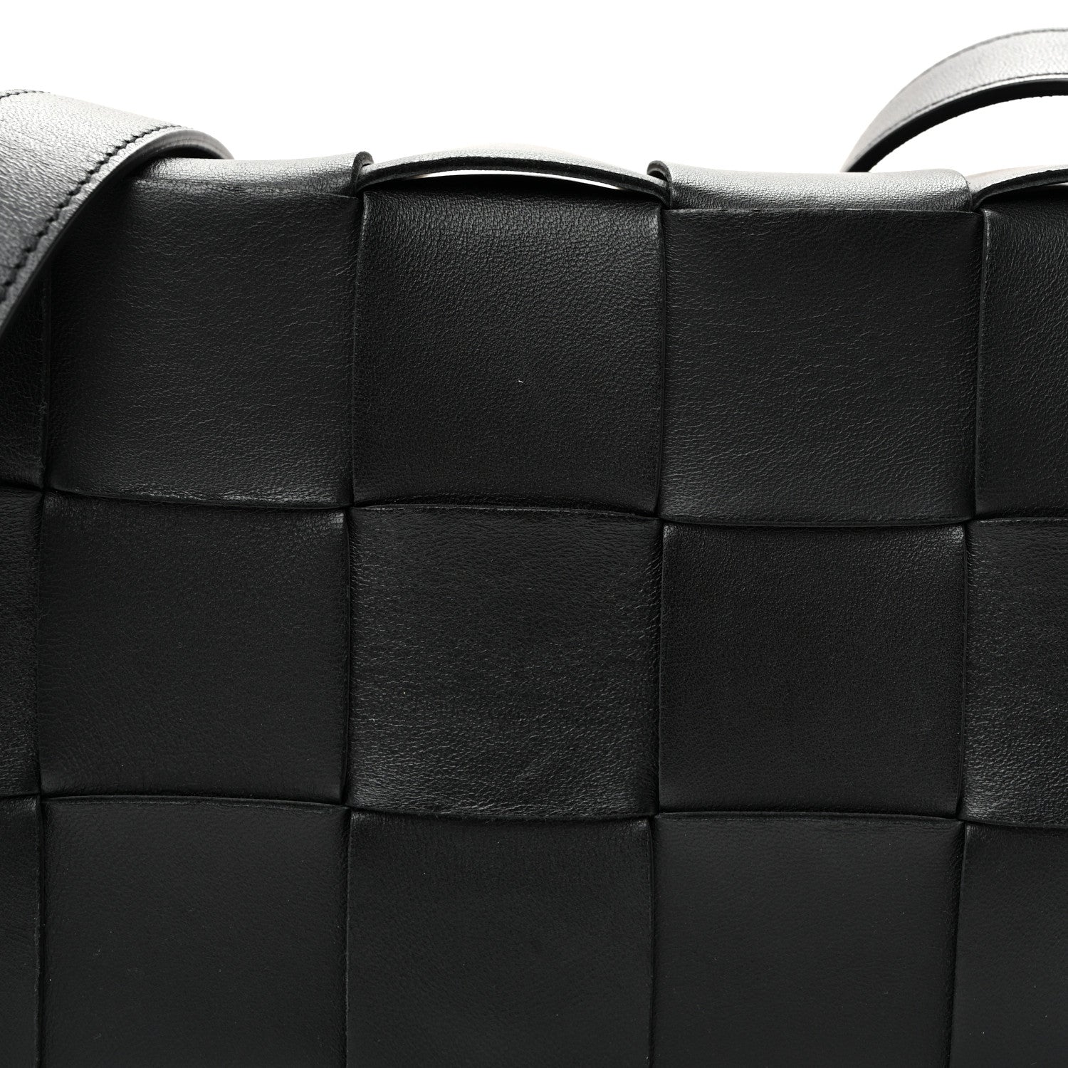 Bottega Veneta Lambskin Maxi Intrecciato Cassette Crossbody Bag Black 7 of 9