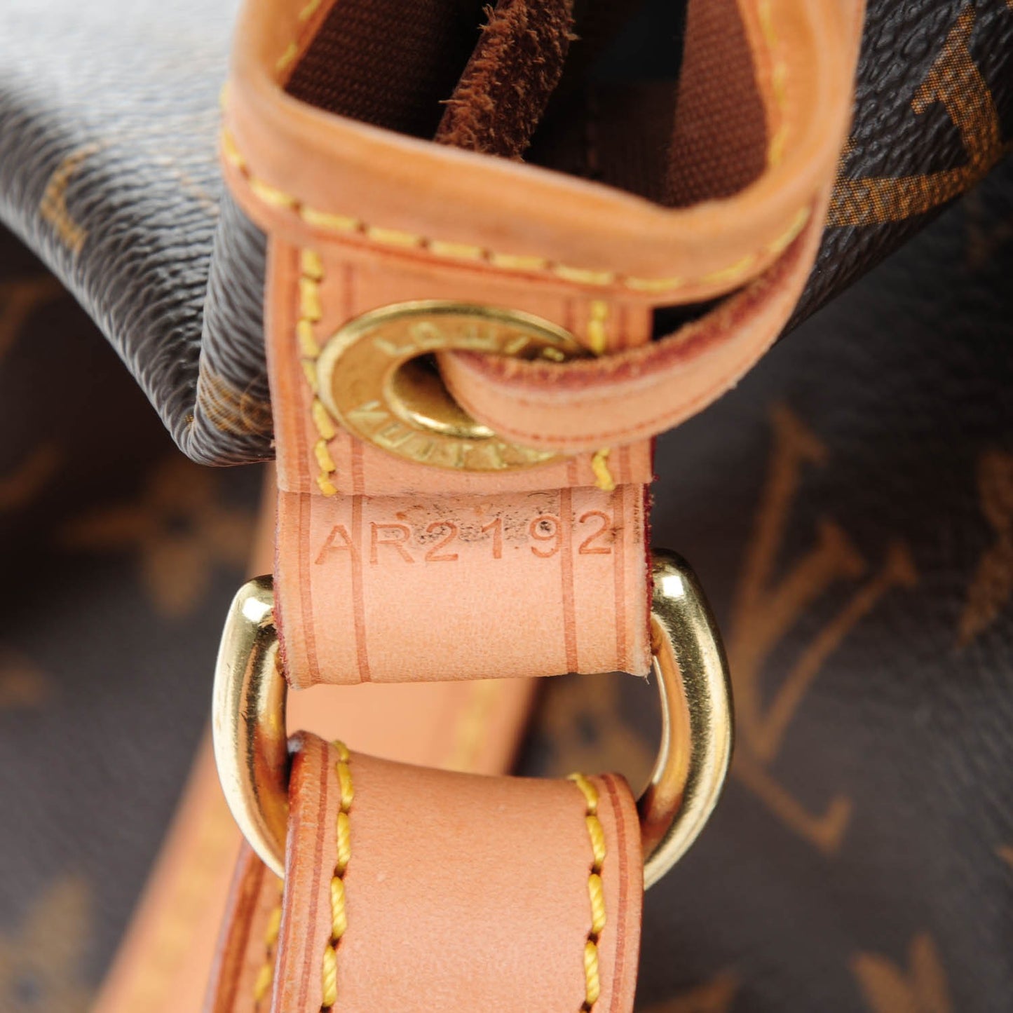 Monogram Noe