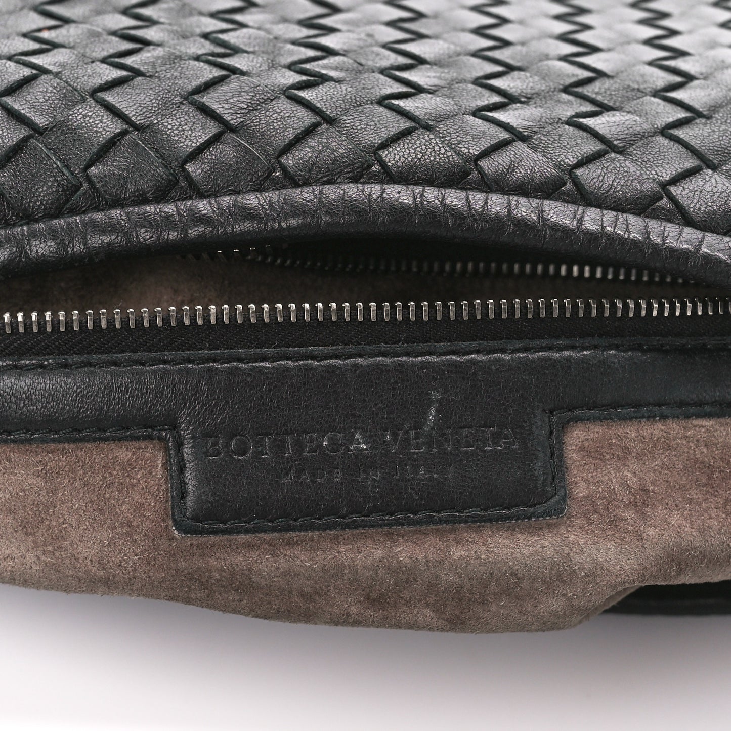 Nappa Intrecciato Medium Veneta Hobo Black