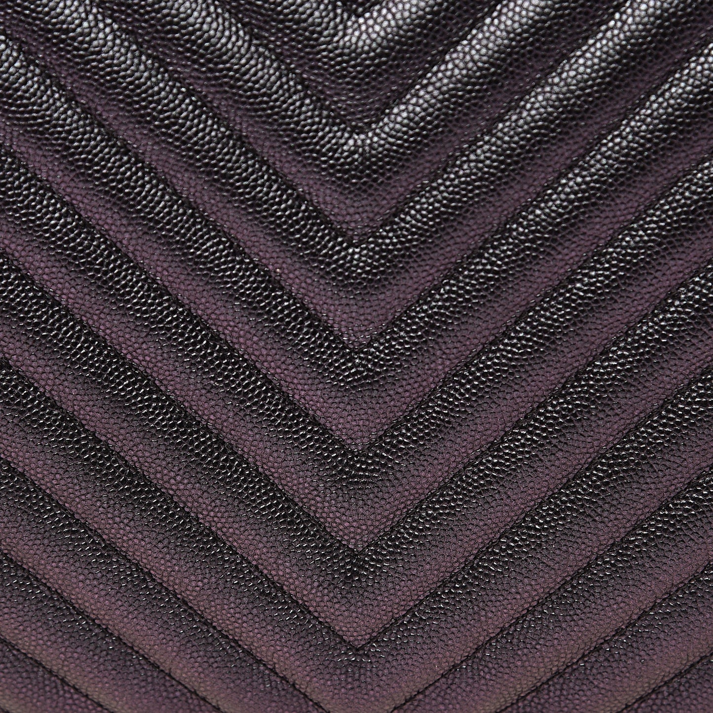 Iridescent Caviar Chevron Quilted Medium Cosmetic Case Black