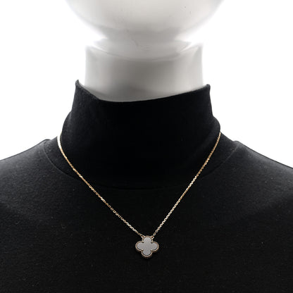 Van Cleef & Arpels 18K Yellow Gold Black Onyx Vintage Alhambra Pendant Necklace 2 of 5