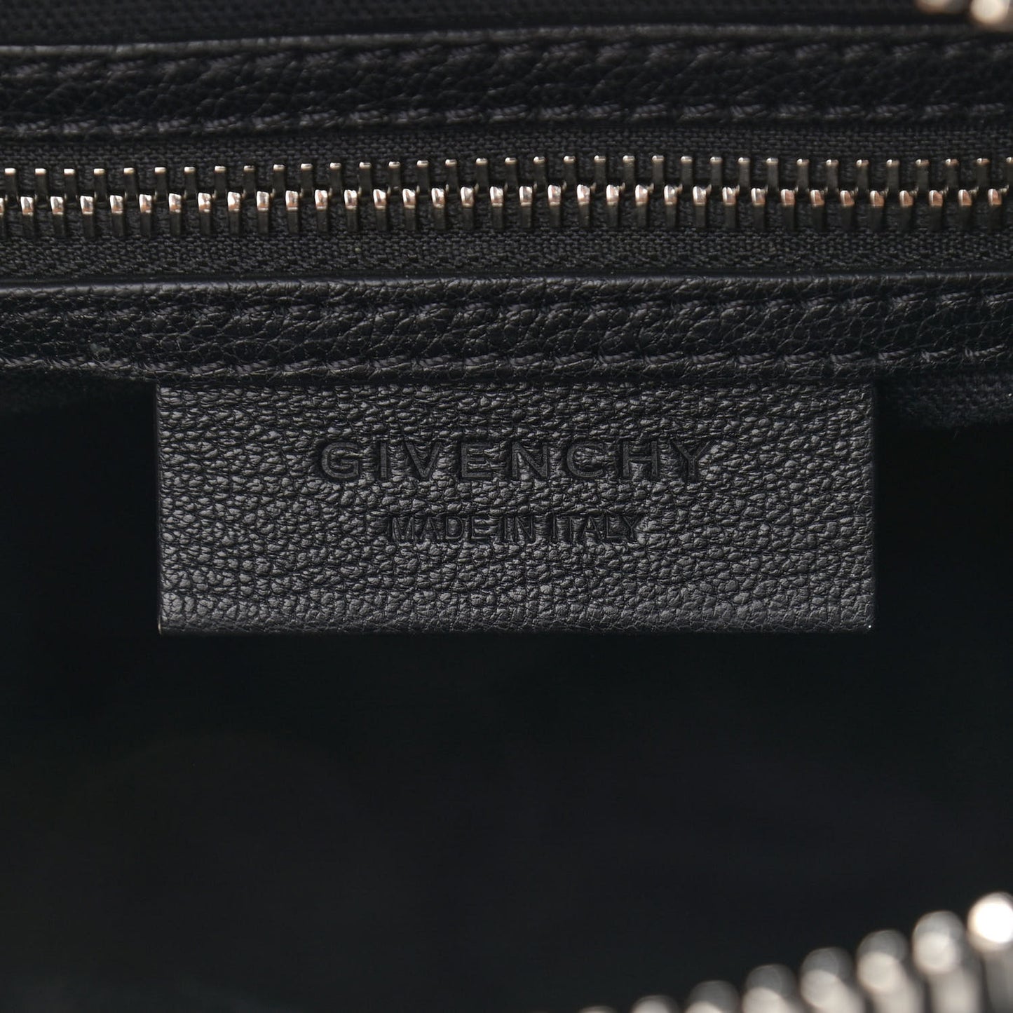 Sugar Goatskin Small Antigona Black