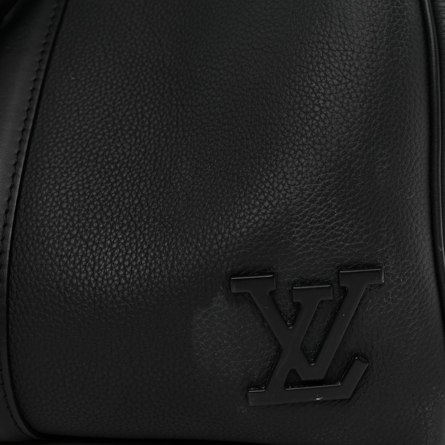 Grained Calfskin Aerogram Keepall Bandouliere 40 Black