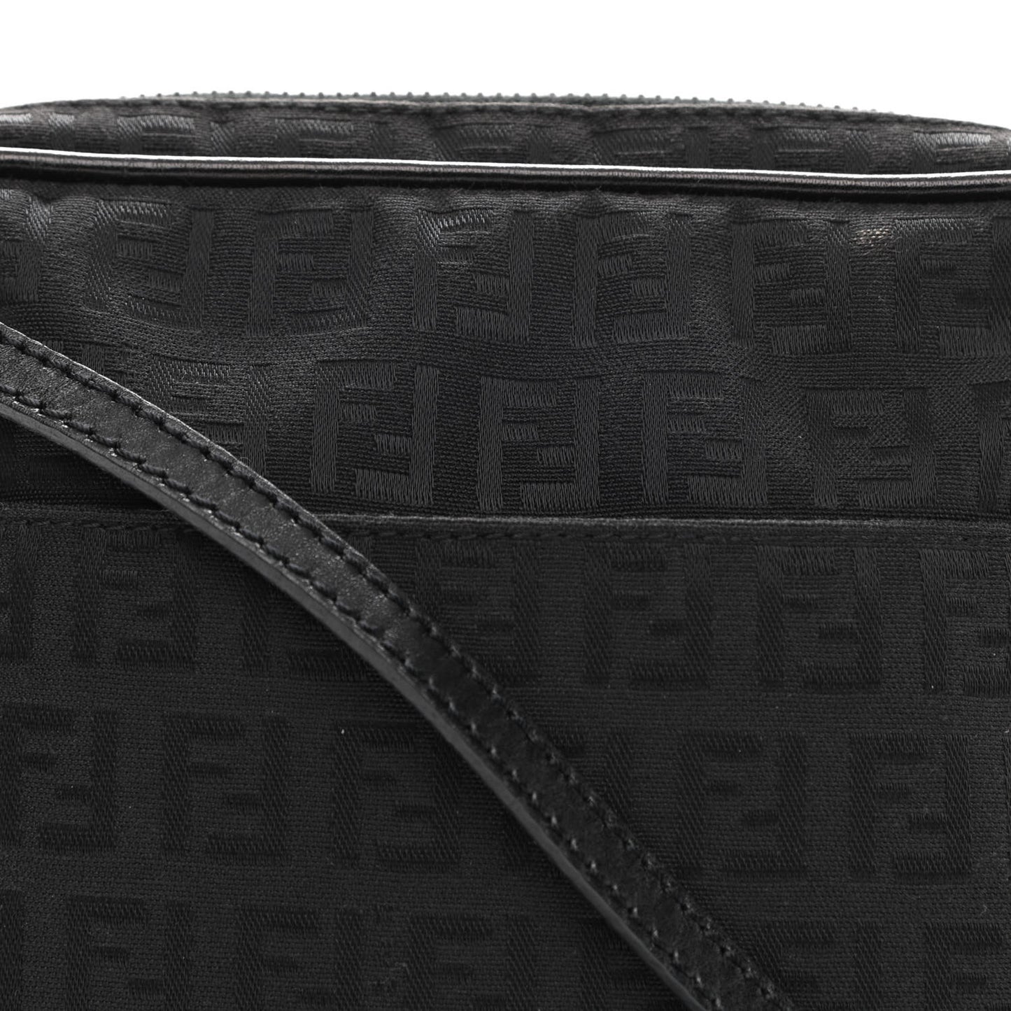 Zucchino Crossbody Black