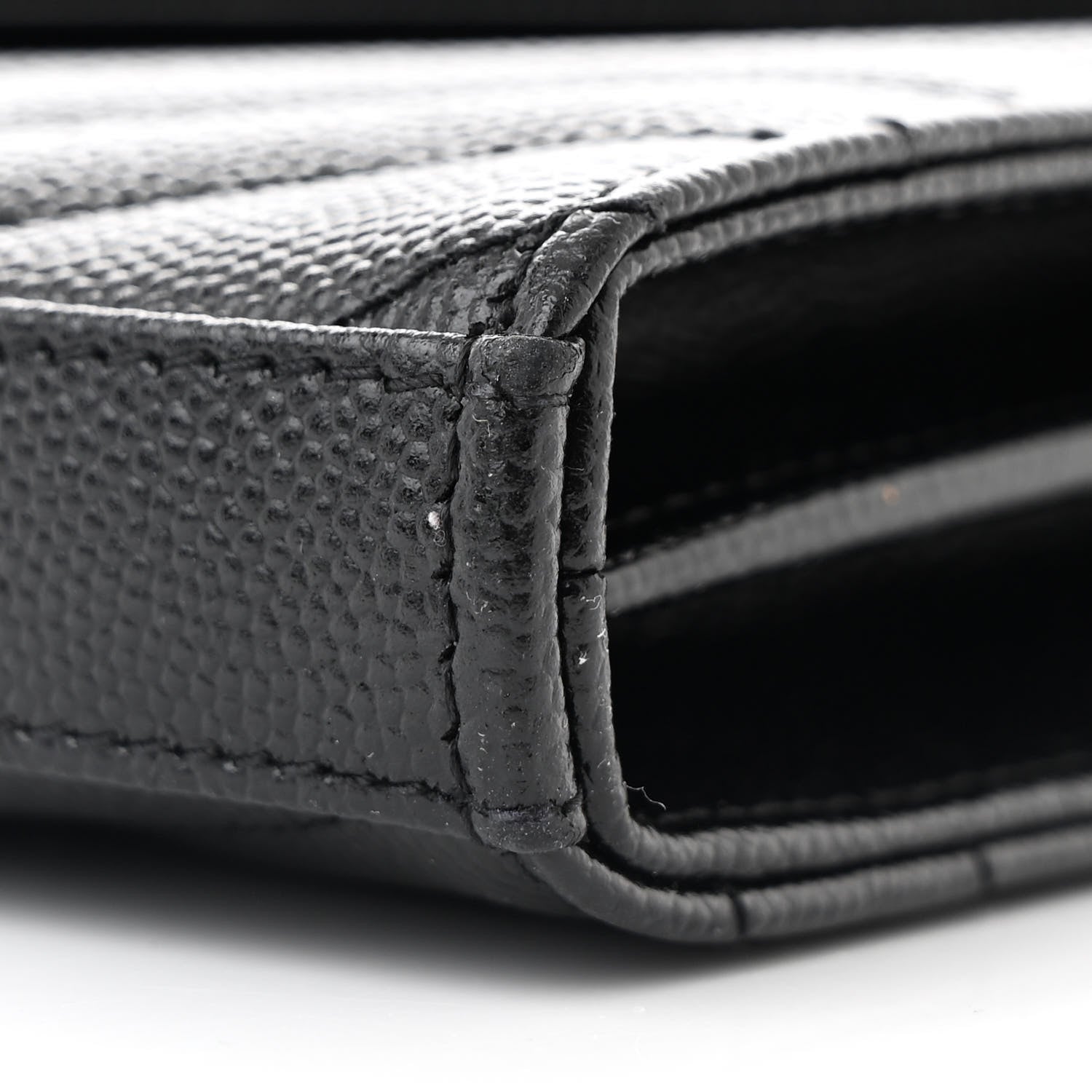 Saint Laurent Grain De Poudre Matelasse Chevron Monogram Monochrome Chain Wallet Black 11 of 11