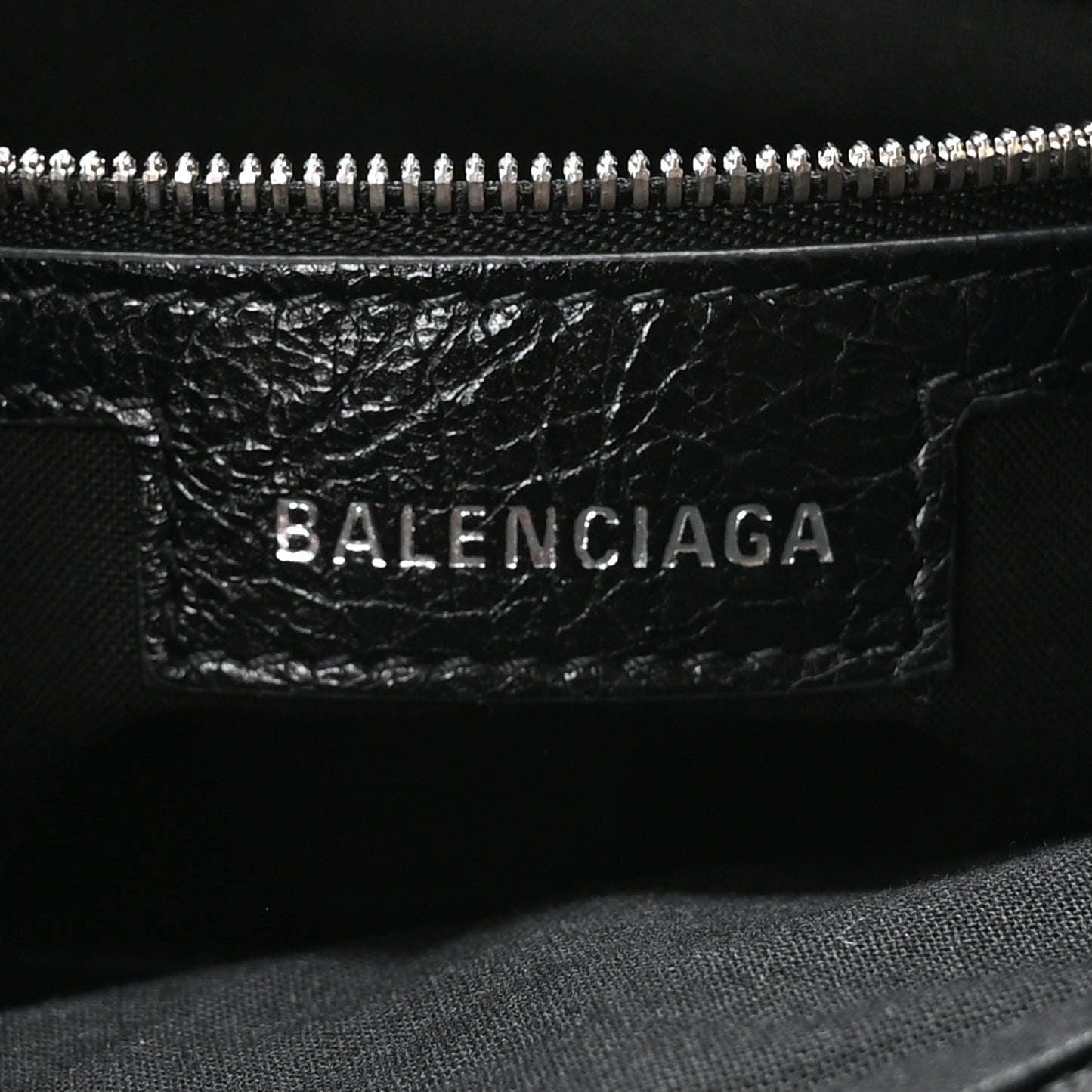 Agneau Arena Small Le Cagole Shoulder Bag Black