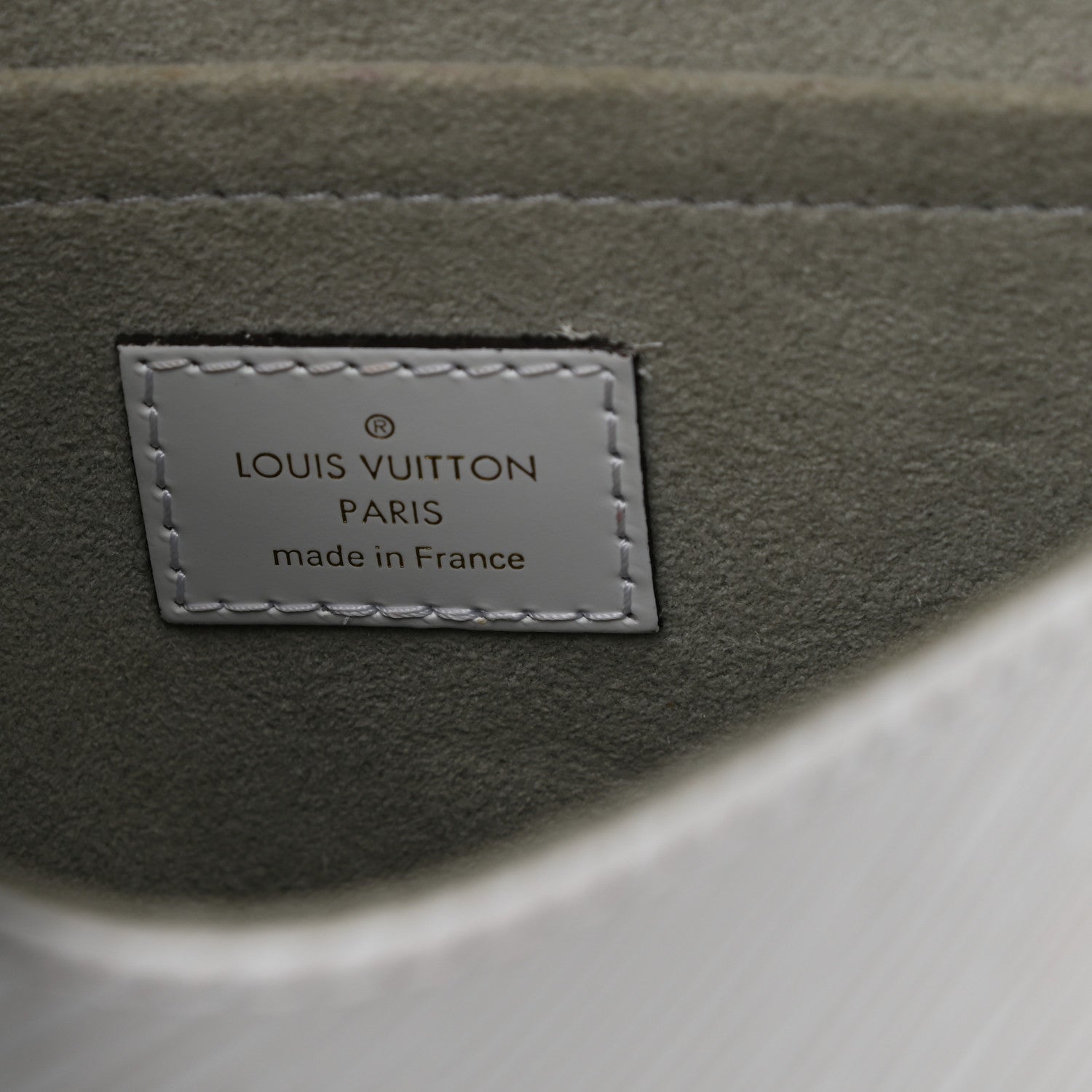 Louis Vuitton Epi Locky BB White 6 of 12