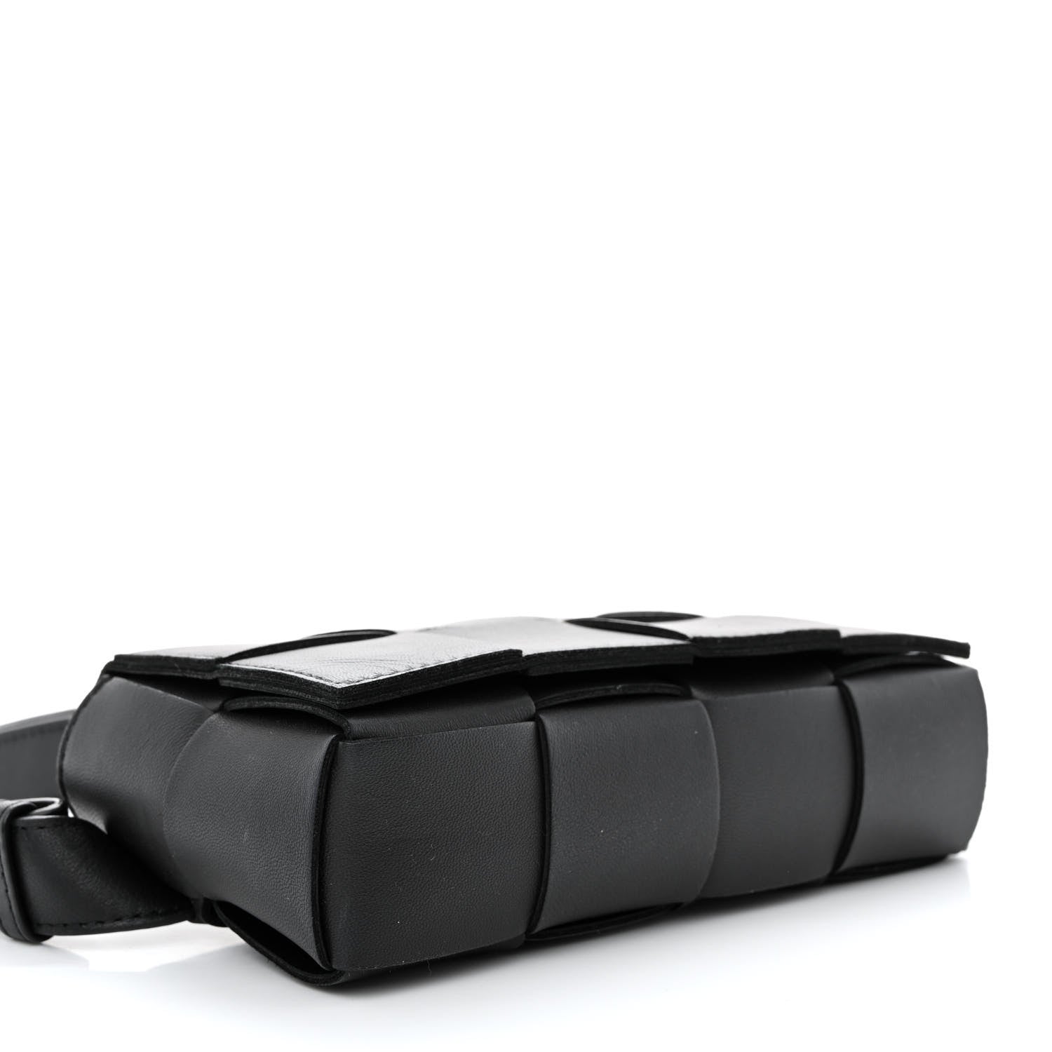 Bottega Veneta Nappa Maxi Intreccio The Belt Cassette Bag Black 4 of 11