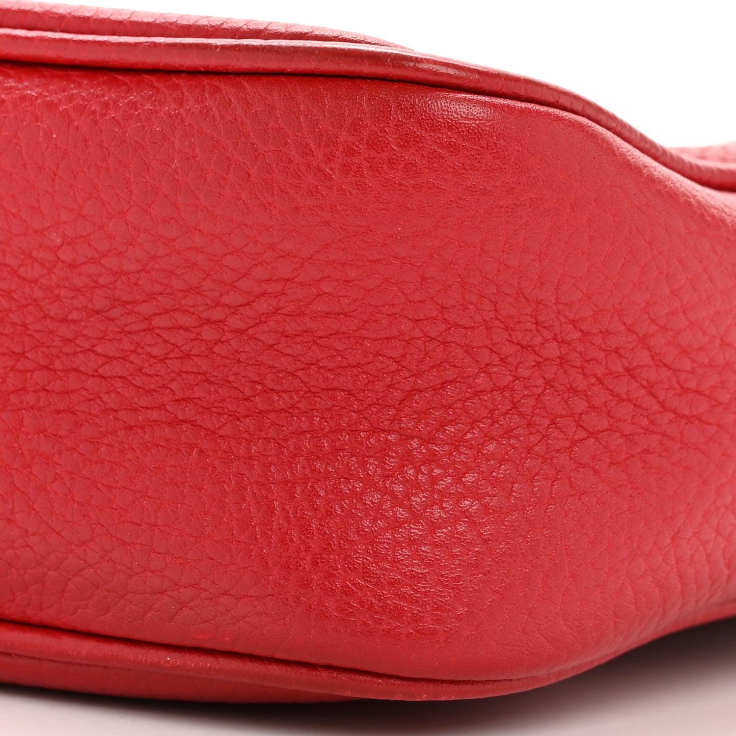 Pebbled Calfskin Small Soho Disco Bag Tabasco Red