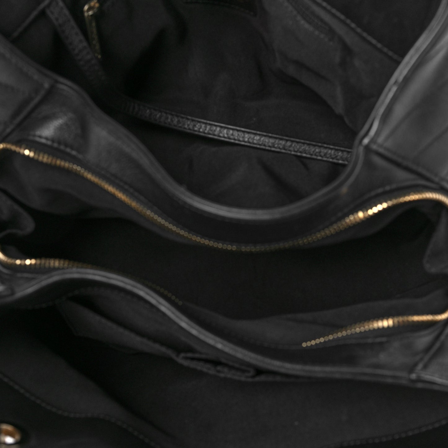 Calfskin Stitched Large Chevron Chic Shopping Bag Black