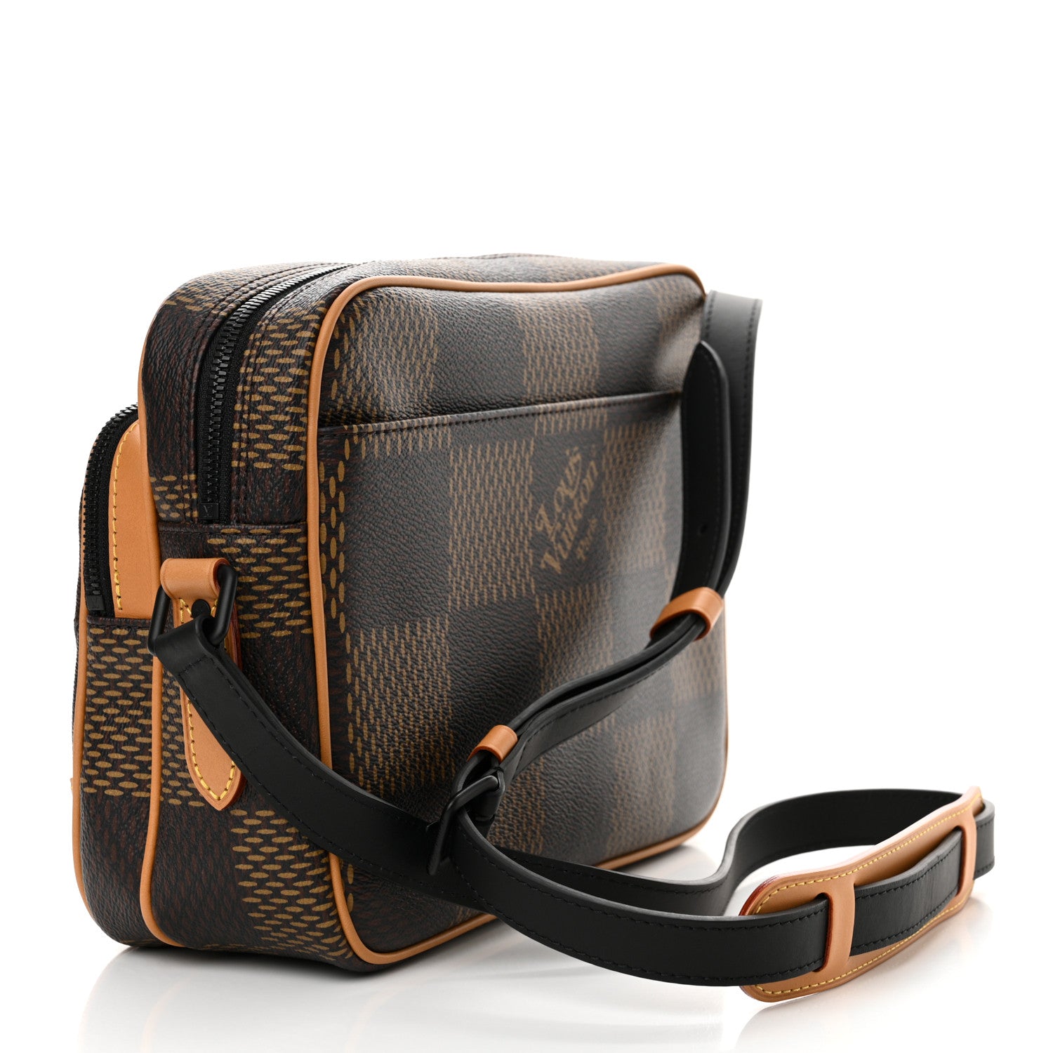 Louis Vuitton x NIGO Giant Damier Ebene Monogram Nil Messenger 3 of 11