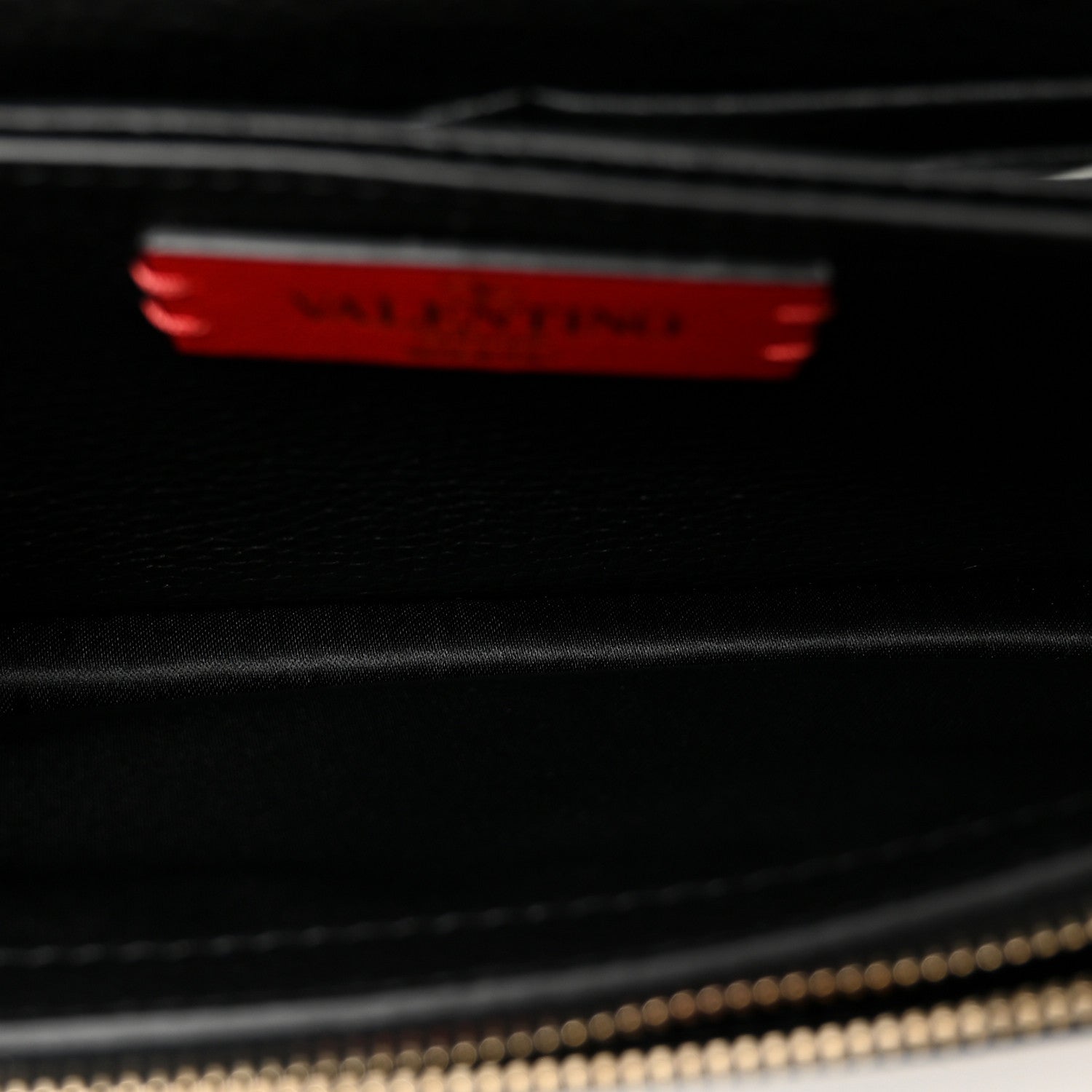 Valentino Garavani Pebbled Calfskin Rockstud Flap Wallet On Chain Black 6 of 11