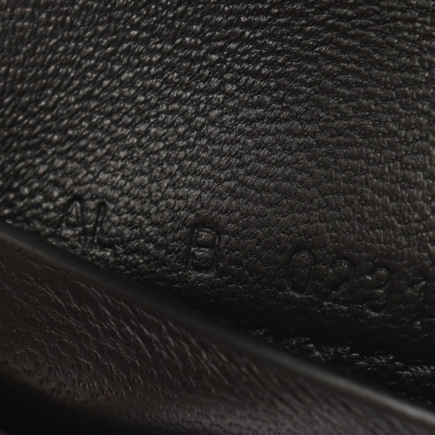 Textured Calfskin GV3 Wallet Black