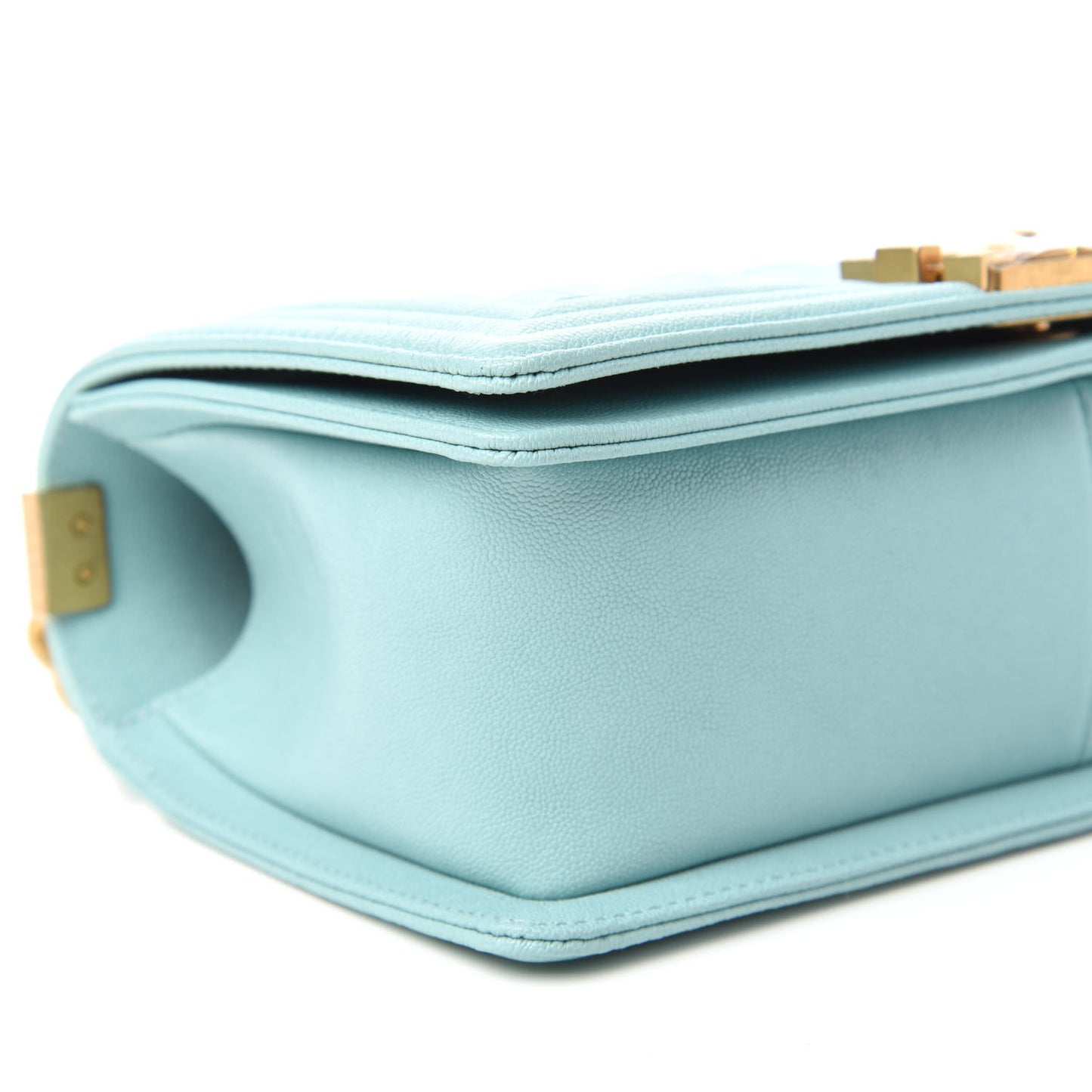 Caviar Quilted Medium Boy Flap Light Blue