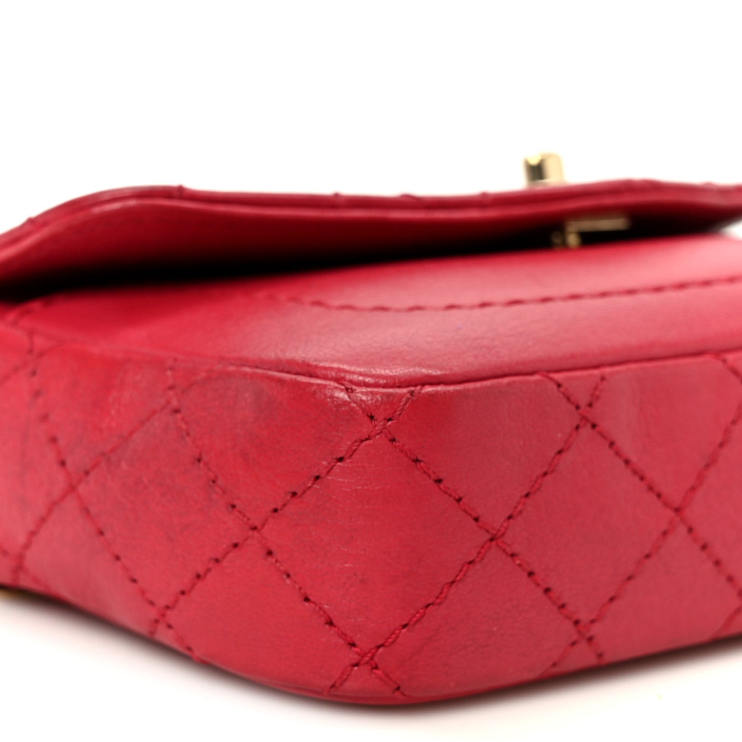 Goatskin Quilted Coco Curve Flap Messenger Flap Red
