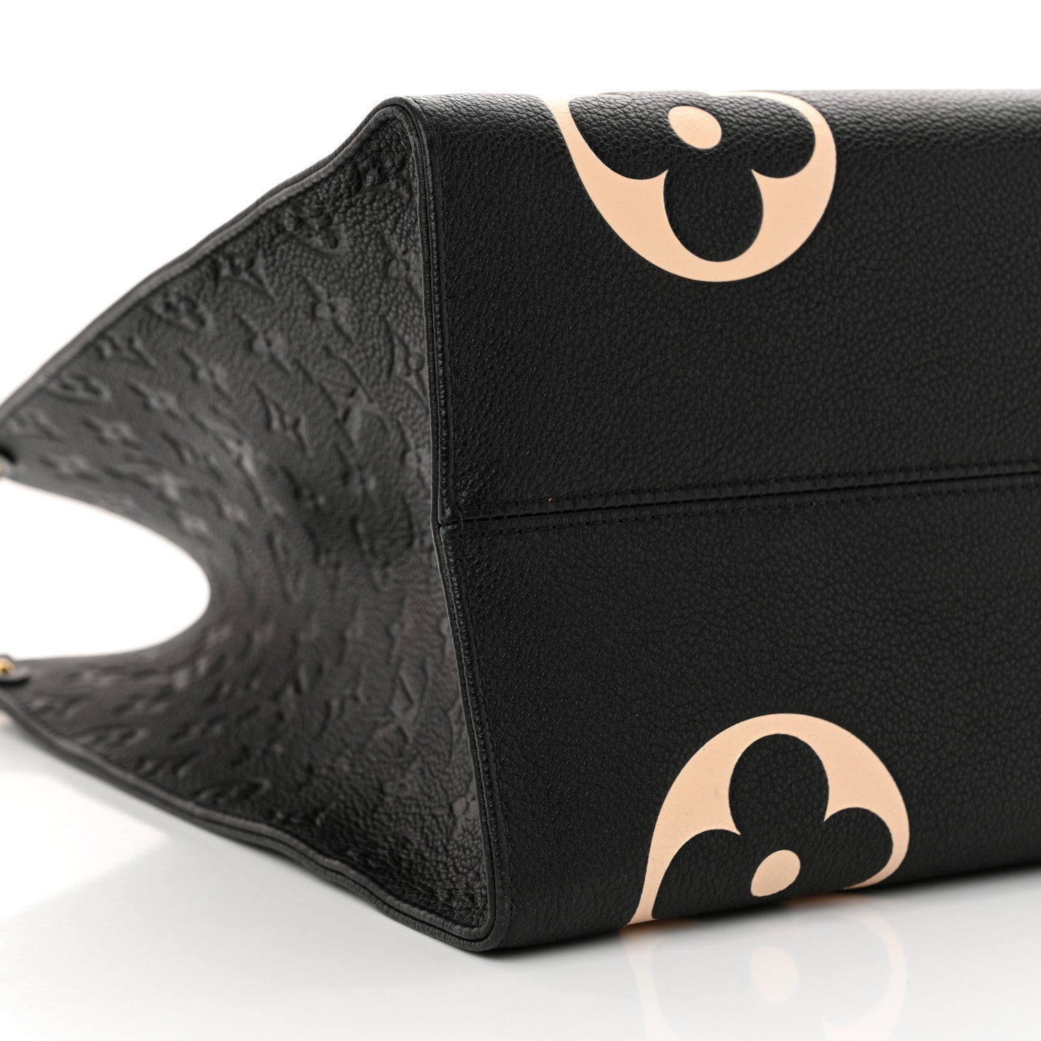 Louis Vuitton Empreinte Monogram Giant Crafty Onthego GM Black Creme 8 of 9