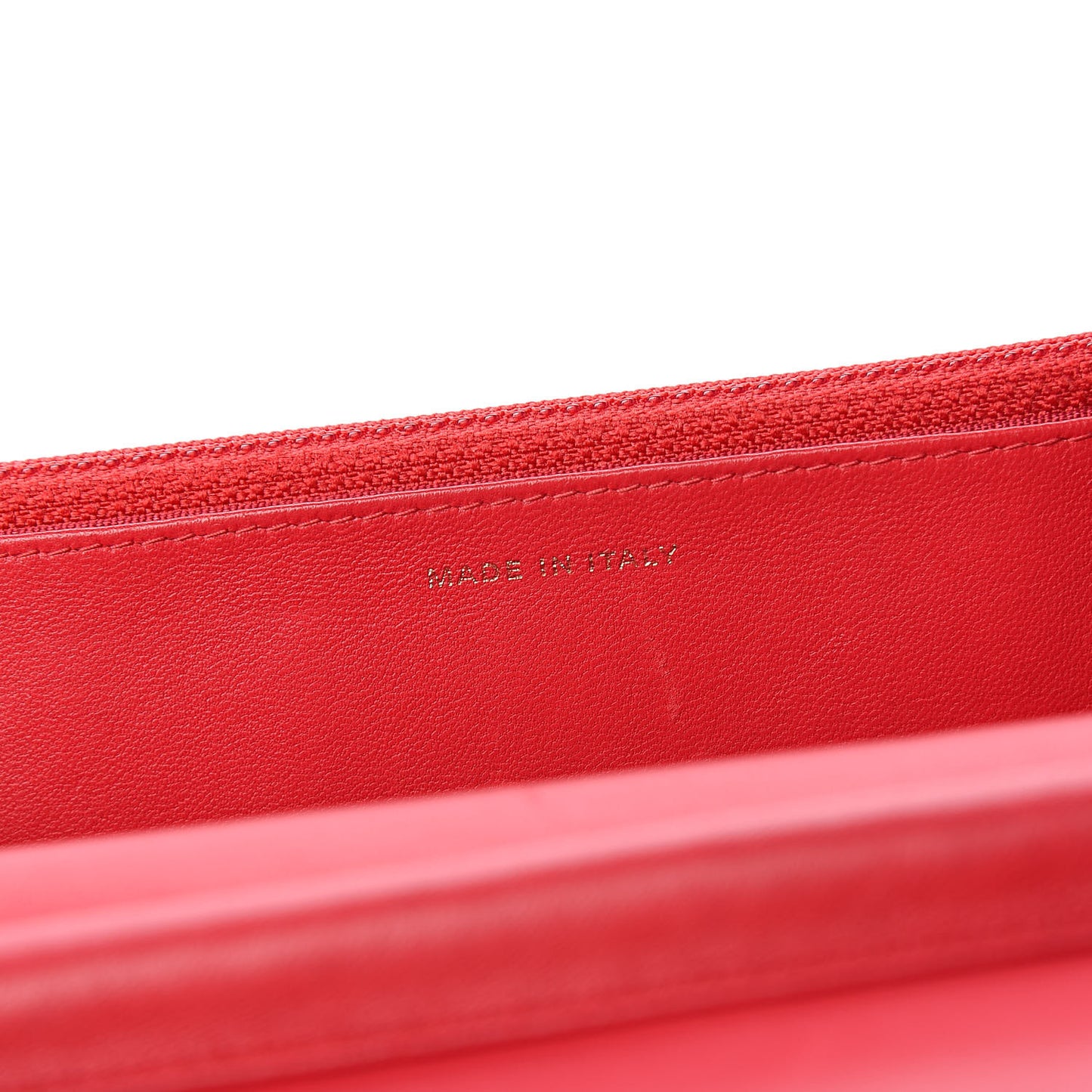 Lambskin Quilted Wallet On Chain WOC Red