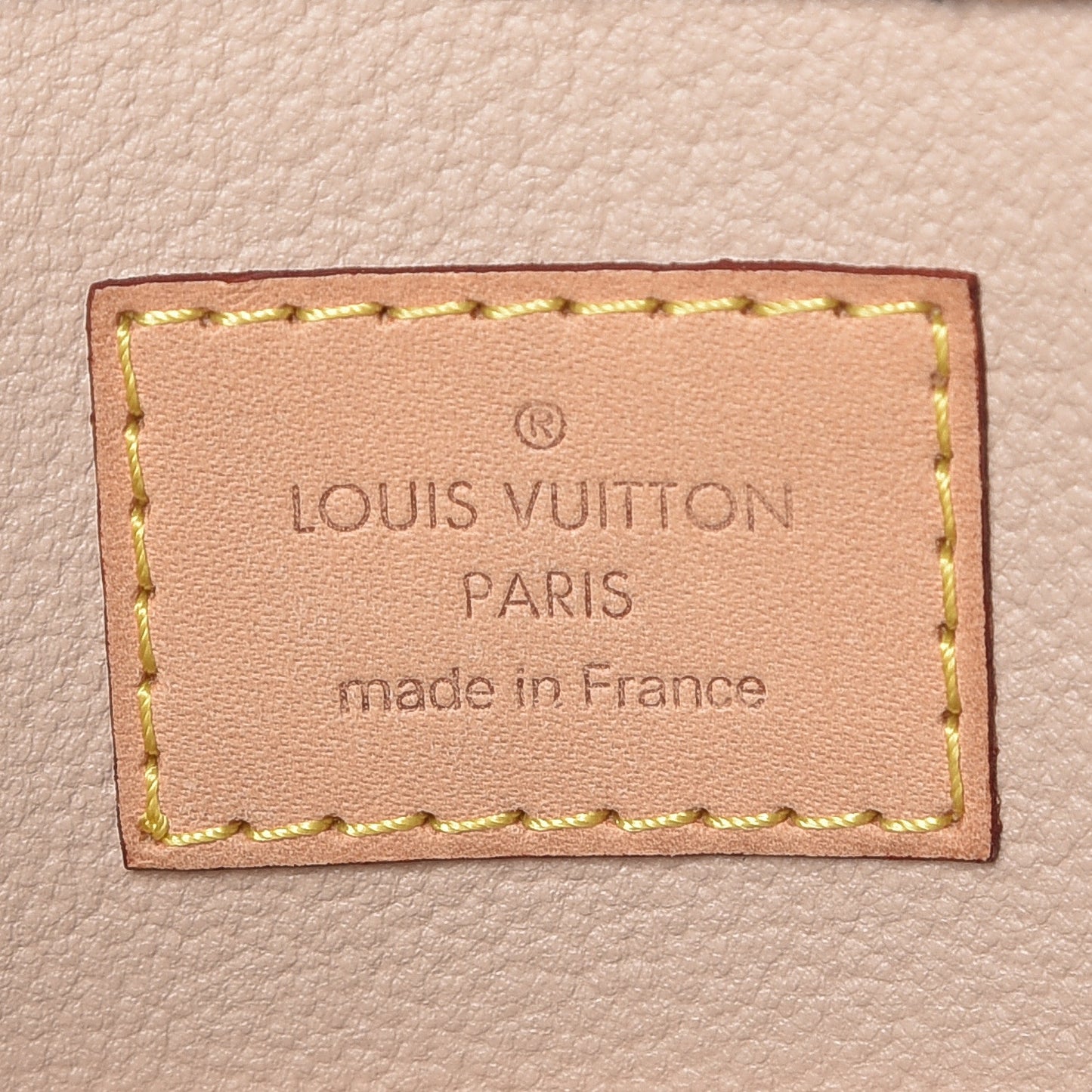 Monogram Sac Plat