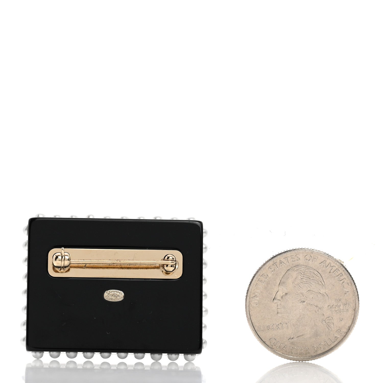 Chanel Resin Pearl CC La Pausa Brooch Multicolor 2 of 4