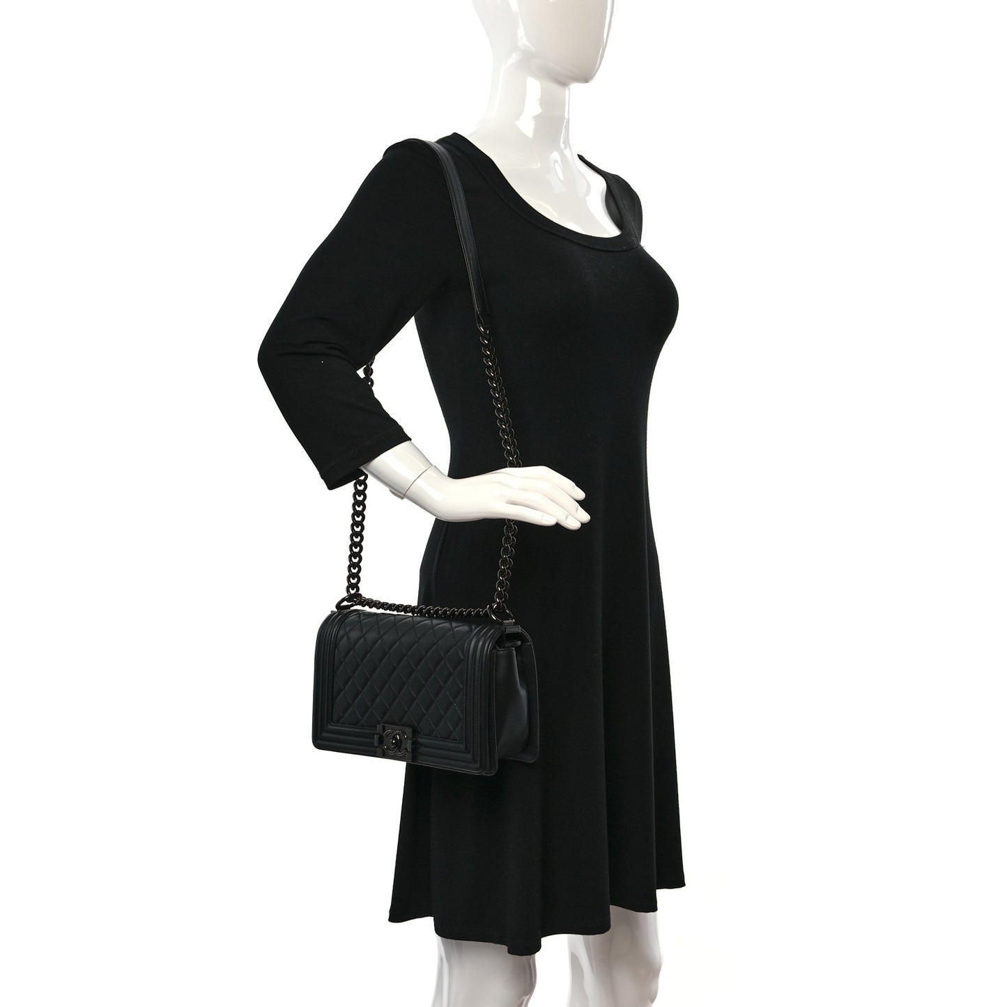 Calfskin Quilted Medium Boy Flap So Black