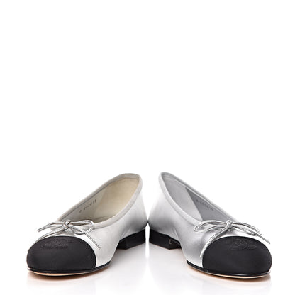 Chanel Laminated Lambskin Grosgrain Cap Toe CC Ballerina Flats 36 Silver Black 14 of 16
