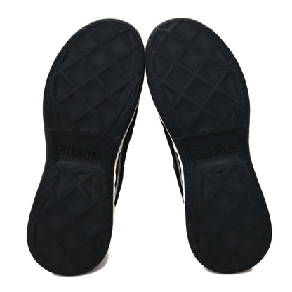 Chanel Velvet Calfskin Mixed Fibers CC Sneakers 40 Black 5 of 8