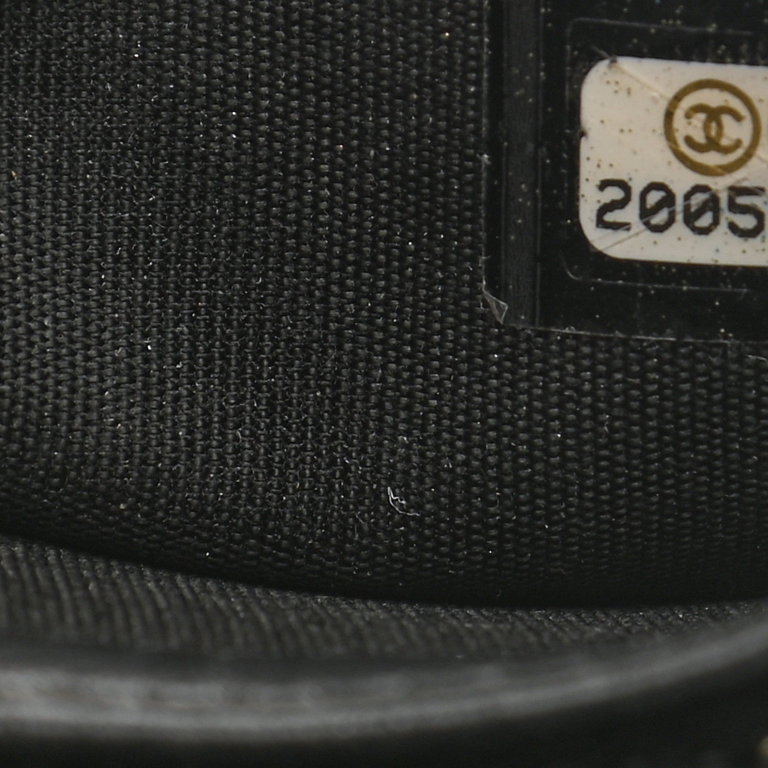 Chanel Metallic Galuchat Stingray Lambskin Yen Wallet Silver Black 8 of 9