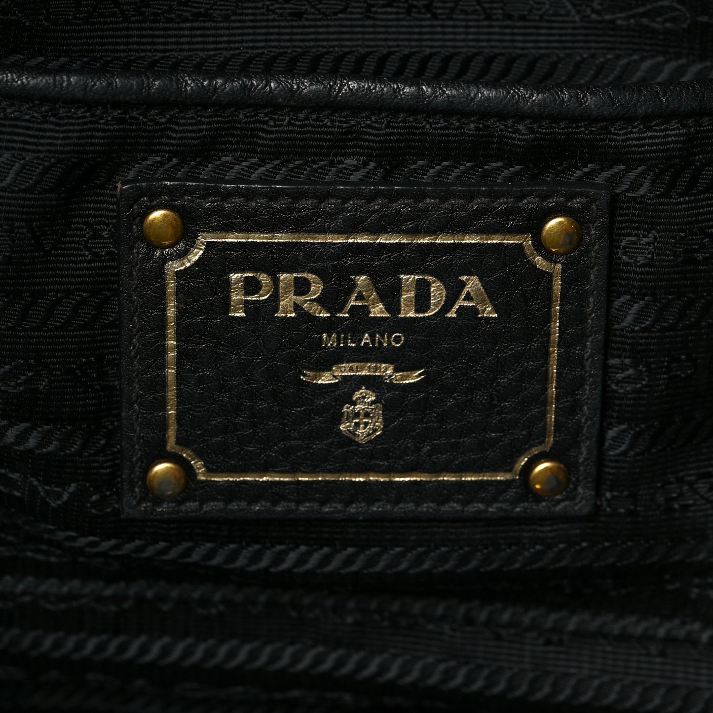 Vitello Daino Tote Black