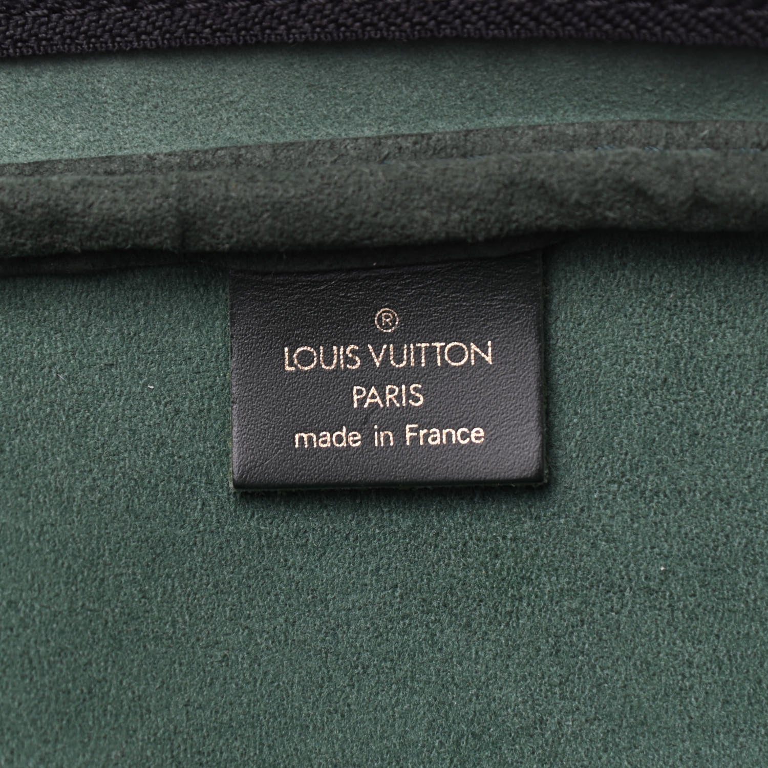 Louis Vuitton Taiga Kendall GM Epicea 11 of 19