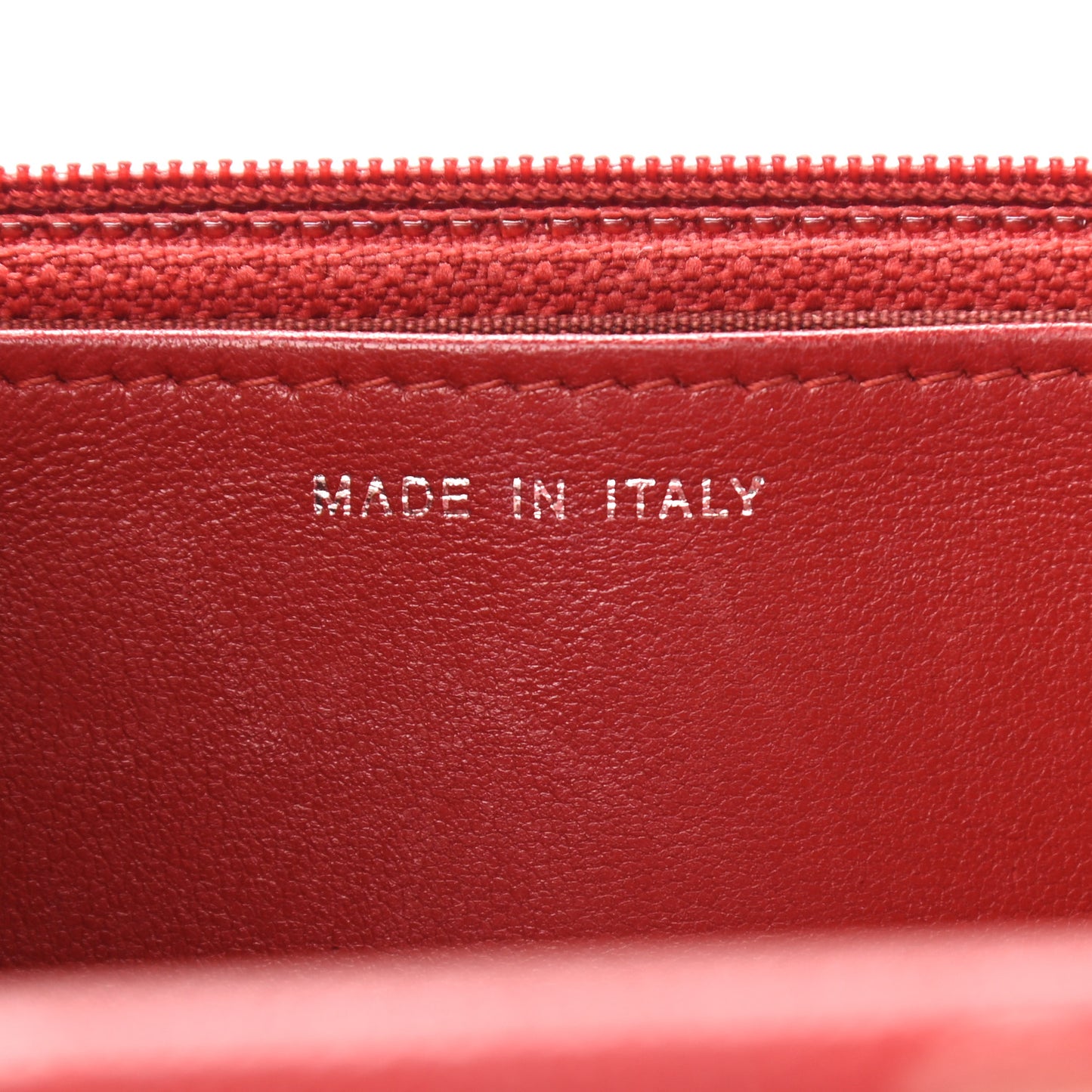 Caviar Quilted Boy Wallet On Chain WOC Red