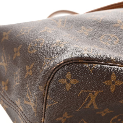 Louis Vuitton Monogram Neverfull MM 12 of 23