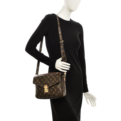 Louis Vuitton Monogram Pochette Metis 2 of 8