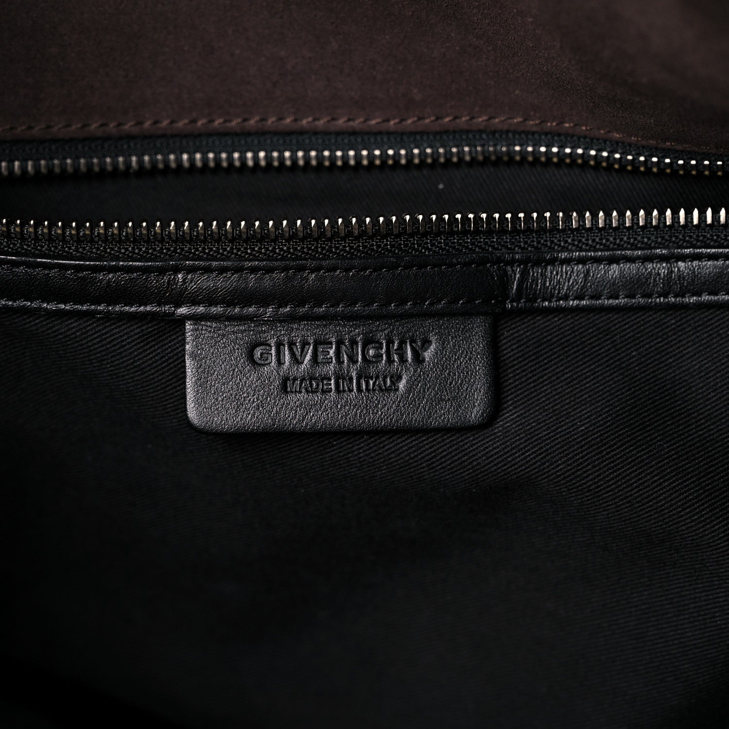 Givenchy Grained Calfskin North South Nightingale Green 5 of 20