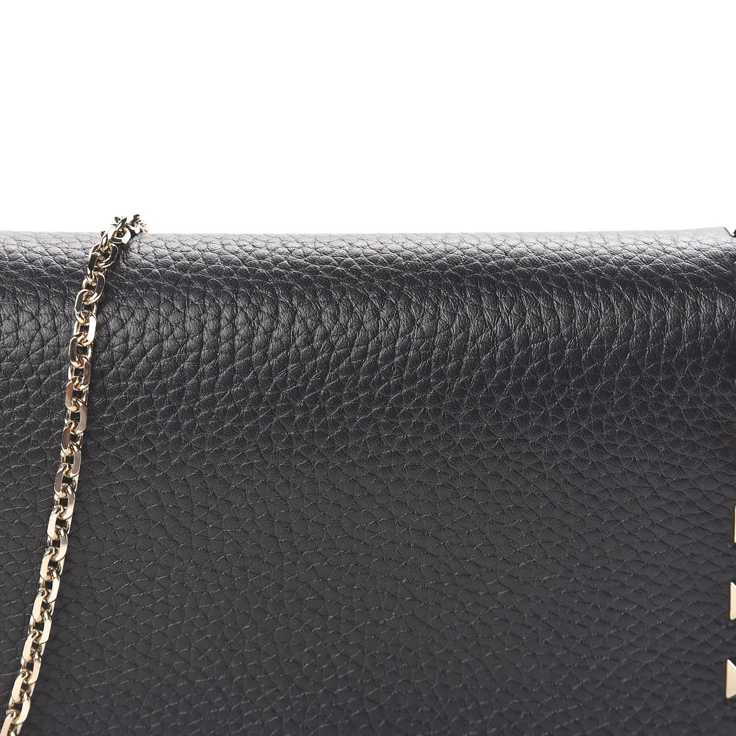 Pebbled Calfskin Rockstud Wallet on Chain Black