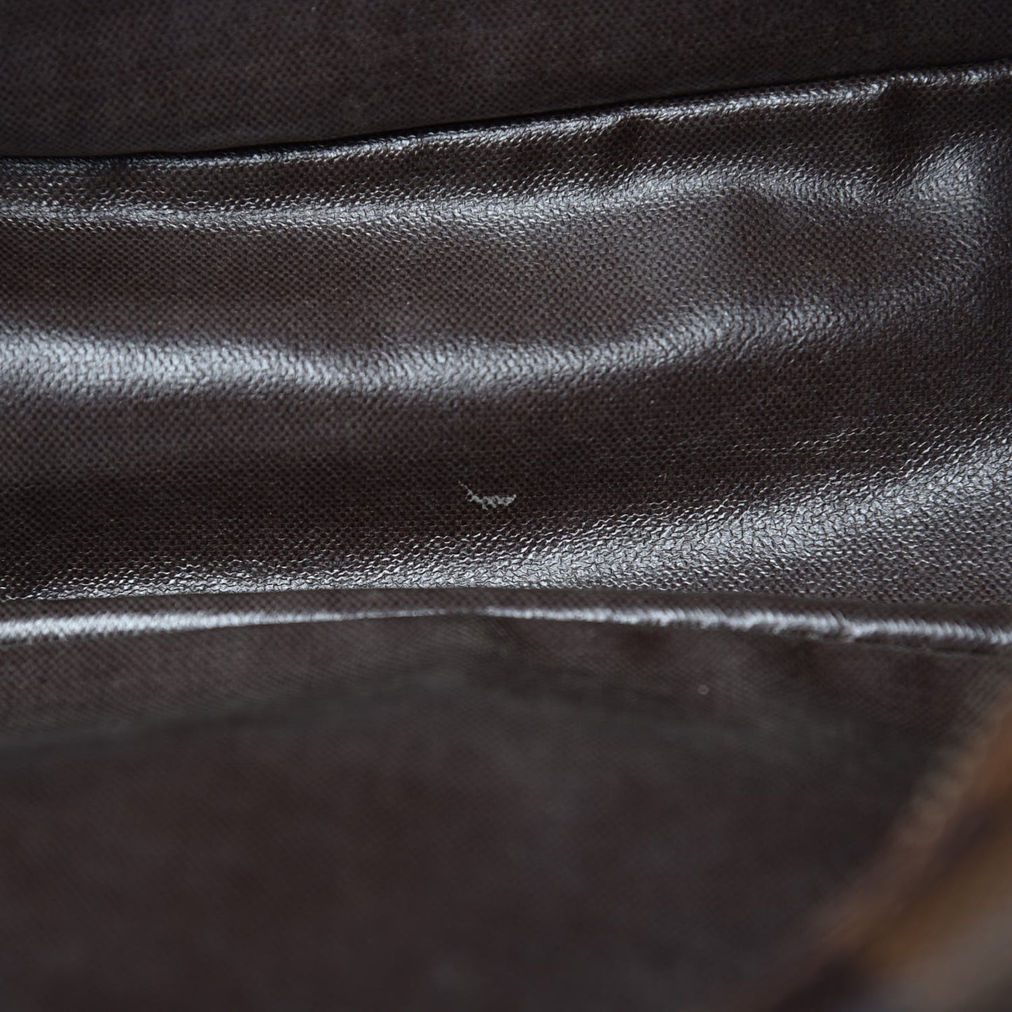 Damier Ebene Toiletry Bag 25