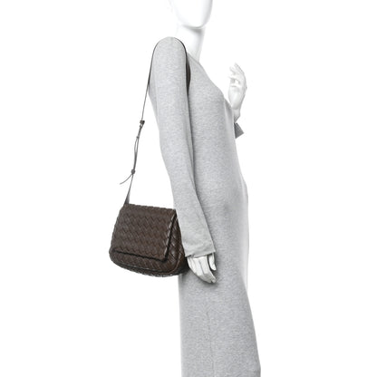 Bottega Veneta Nappa Intrecciato Small Cobble Messenger Bag Light Brown 2 of 12