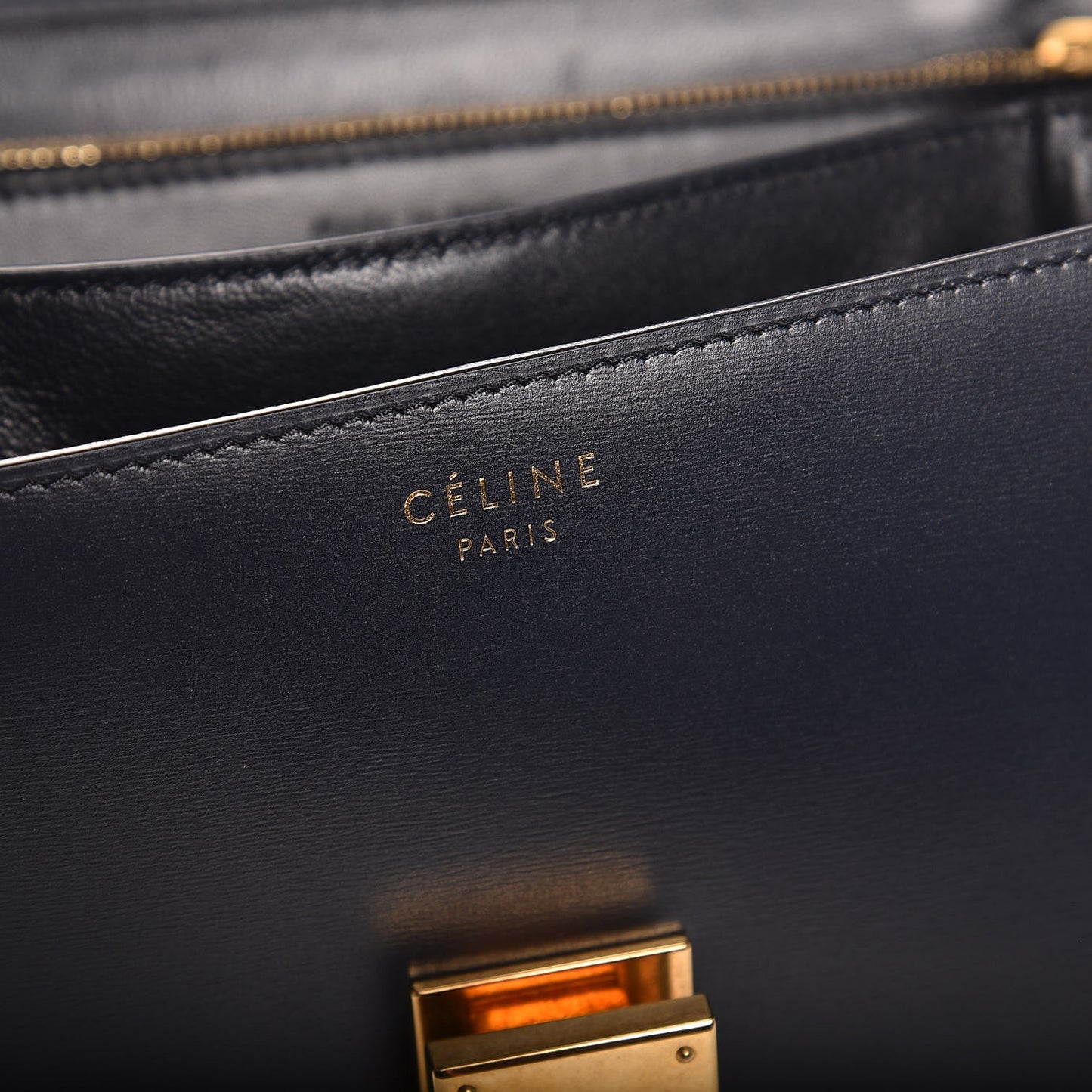 Box Calfskin Medium Classic Box Flap Bag Navy
