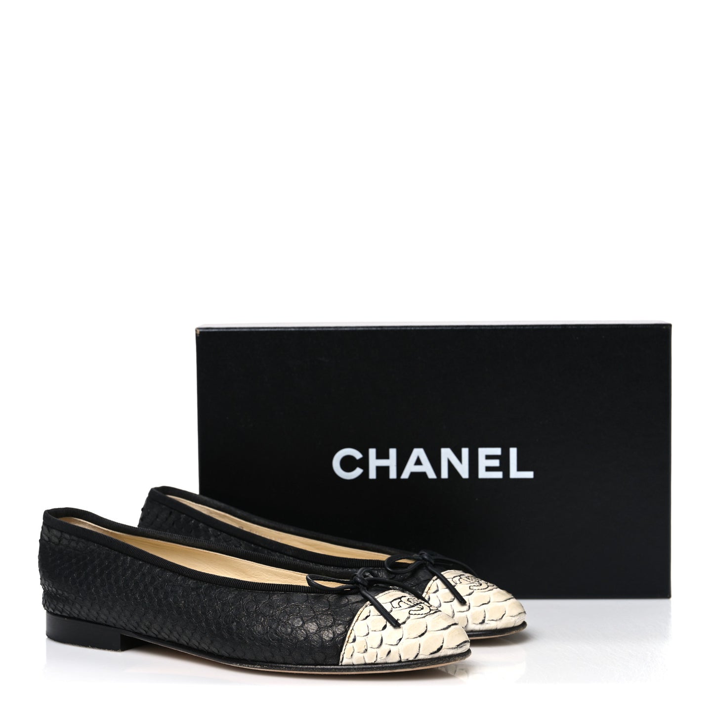 Glitter Snakeskin CC Cap Toe Ballerina Flats 37 Black White