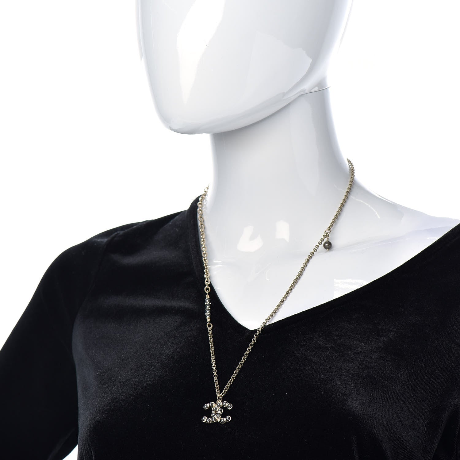 Chanel Crystal Pearl Nefertiti CC Pendant Necklace Gold Grey 2 of 5
