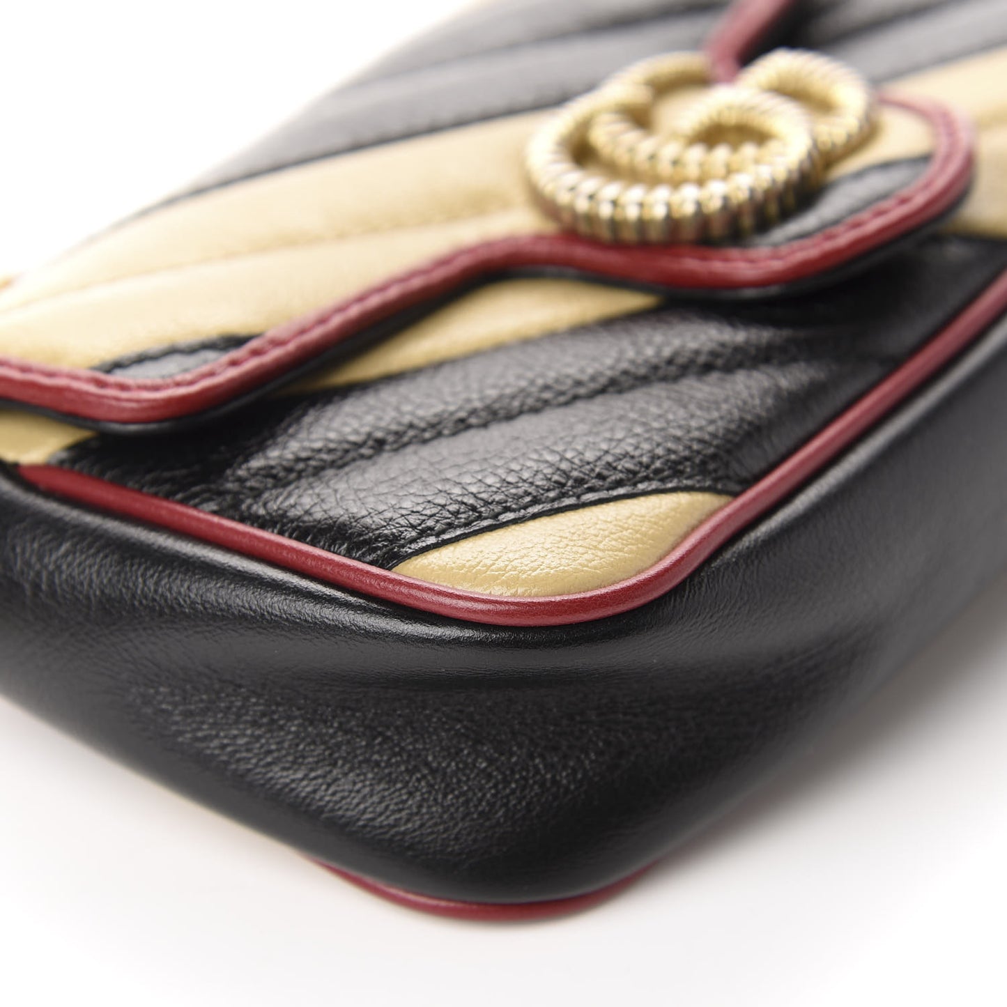 Vintage Effect Calfskin Matelasse Diagonal Striped Super Mini Torchon GG Marmont Shoulder Bag Black Beige