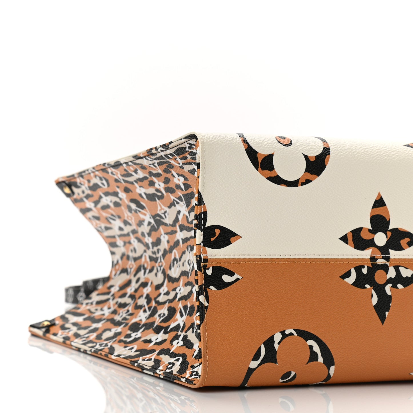 Monogram Giant Jungle Onthego GM Ivory