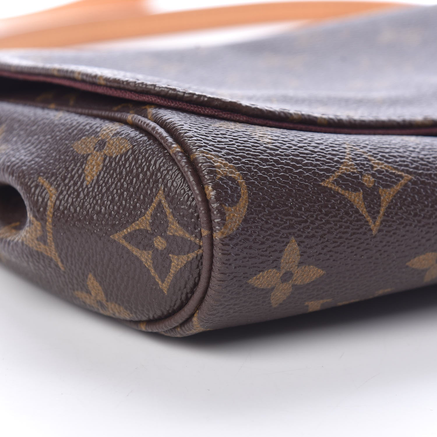 Louis Vuitton Monogram Favorite MM 9 of 12