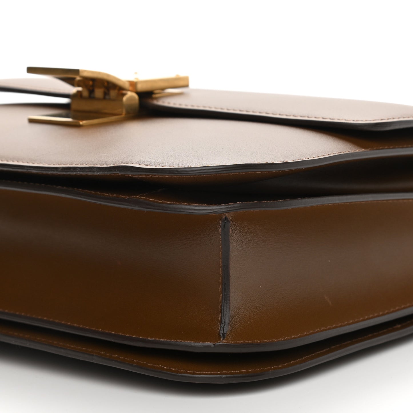 Box Calfskin Medium Classic Box Flap Bag Camel