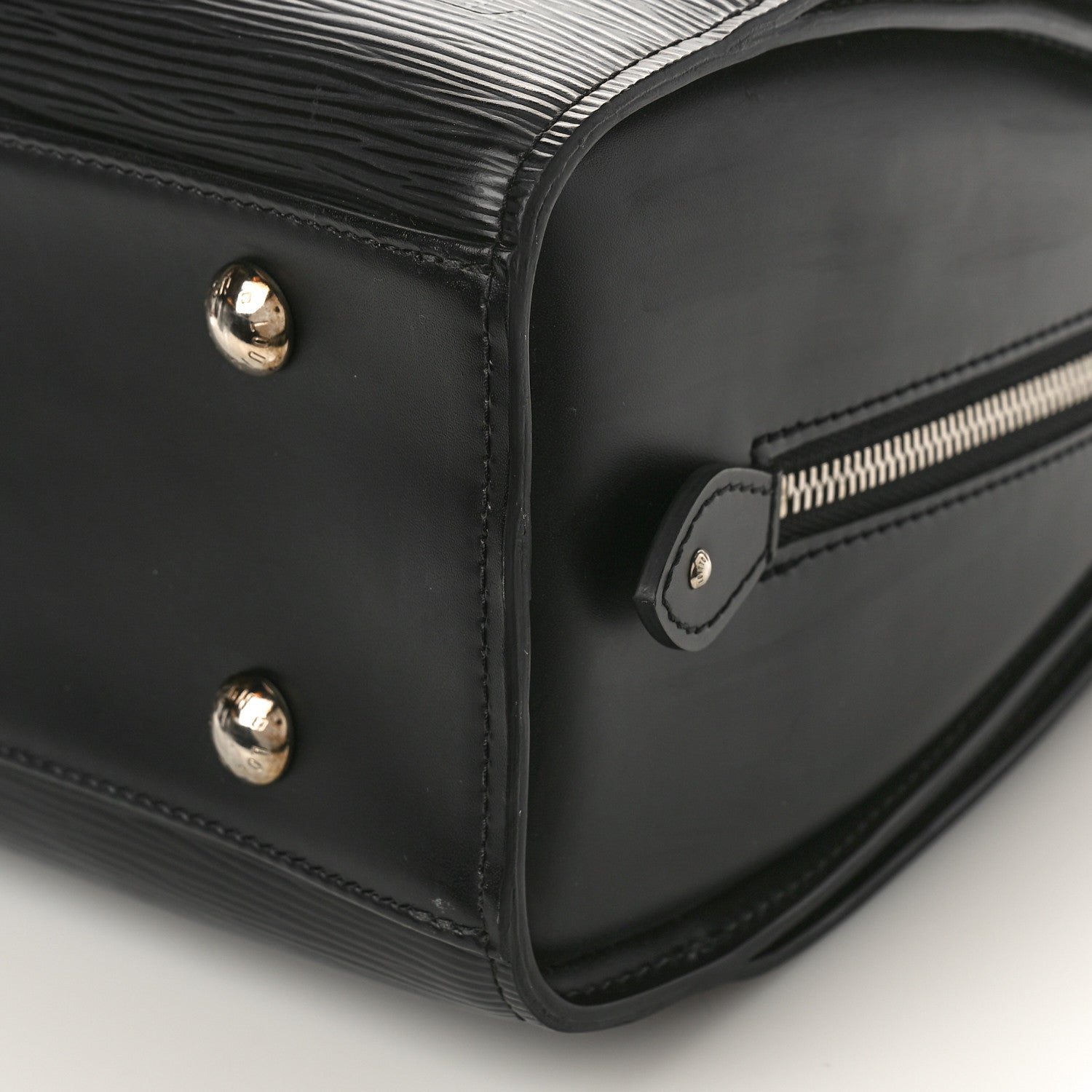 Louis Vuitton Epi Pont-Neuf GM Black 8 of 8