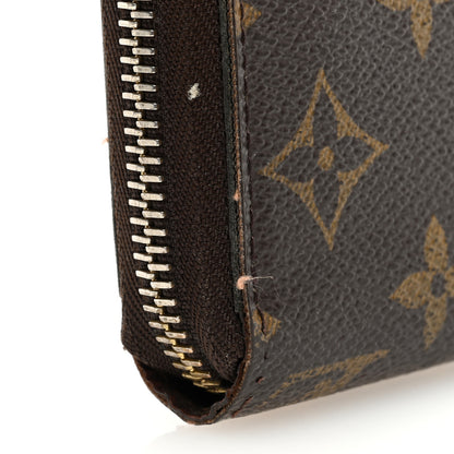 Louis Vuitton Monogram Zippy Wallet 7 of 7