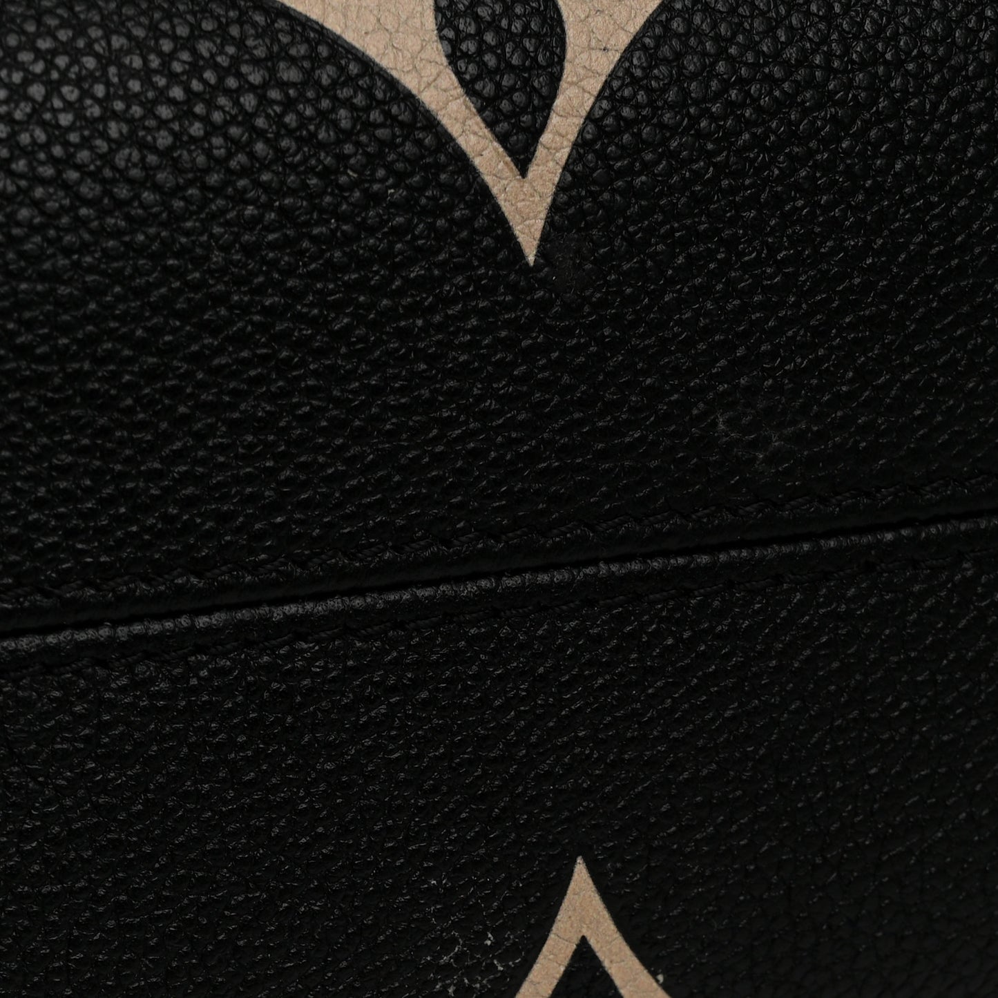 Empreinte Monogram Giant Onthego PM Black Beige