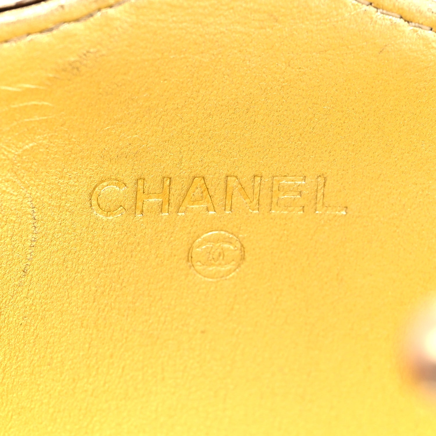 Chanel Metal Seashell Kiss Lock CC Chain Fringe Minaudiere Clutch Gold 6 of 11