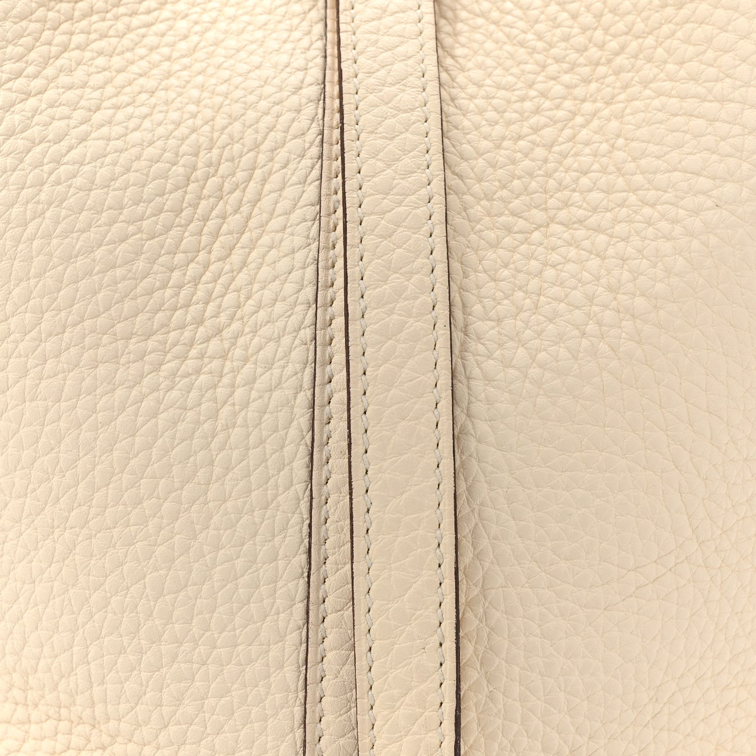 Hermes Taurillon Clemence Picotin Lock 18 PM Nata 8 of 20